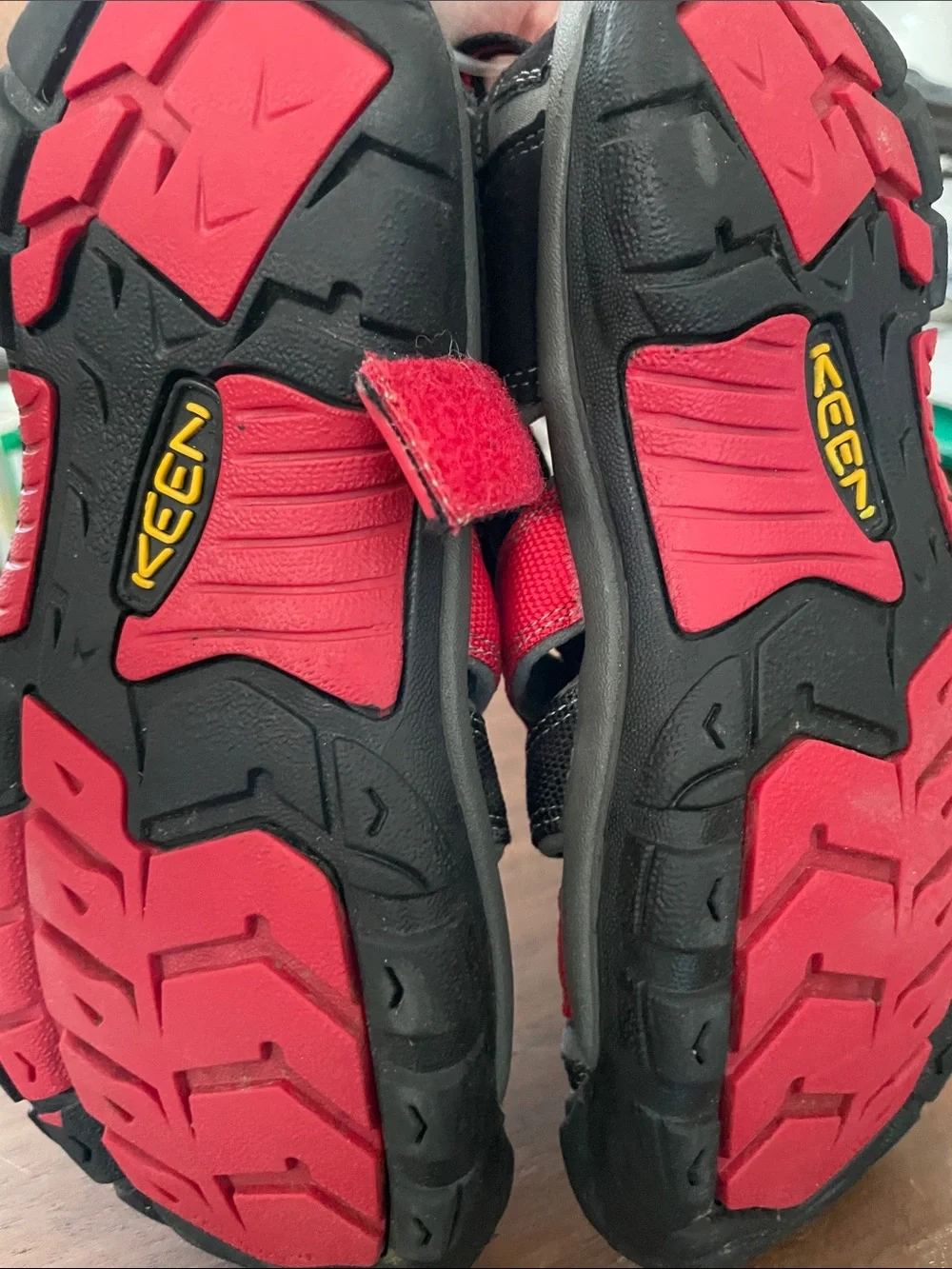 Keen closed toe